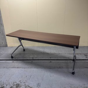 【中古】早い者勝ち!残り1台のキャスターテーブルをご紹介★