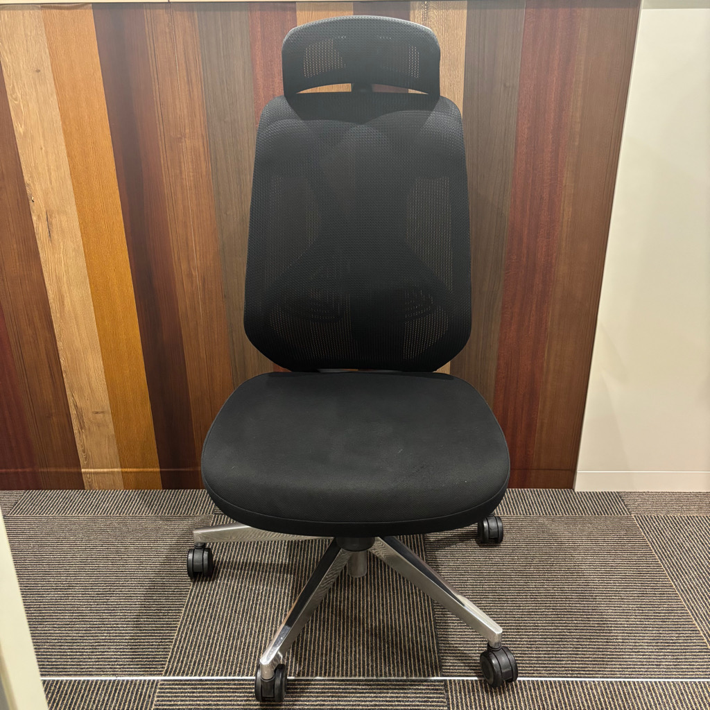 ハイバックチェア(ヘッドレスト付)　②