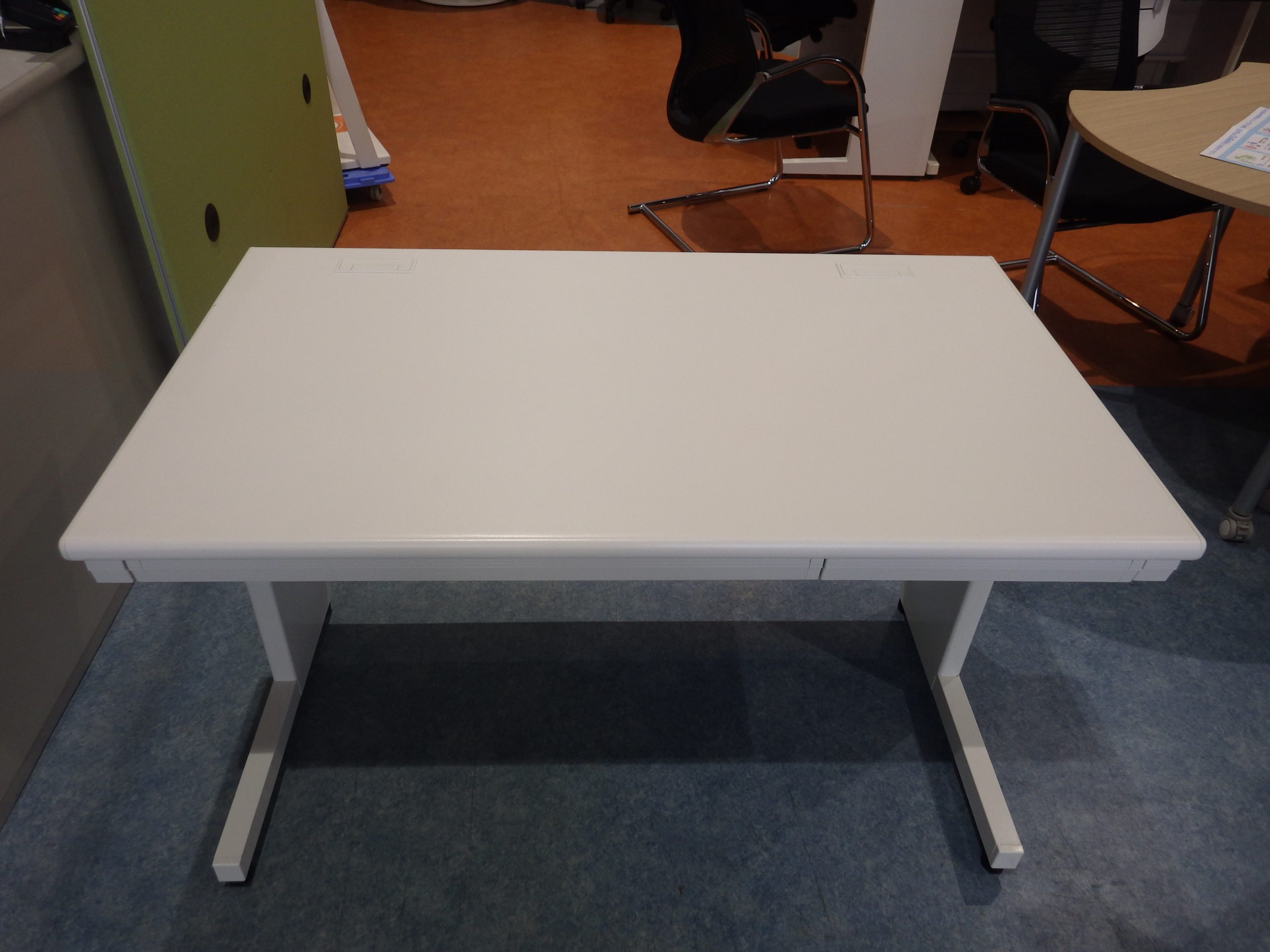 ★プラス　リード平机Ｗ１２００　入荷のお知らせ★