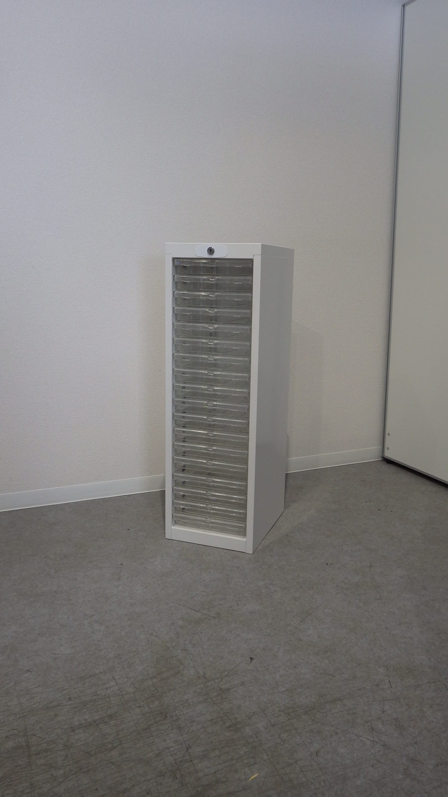 クリスタルトレイ1列18段8