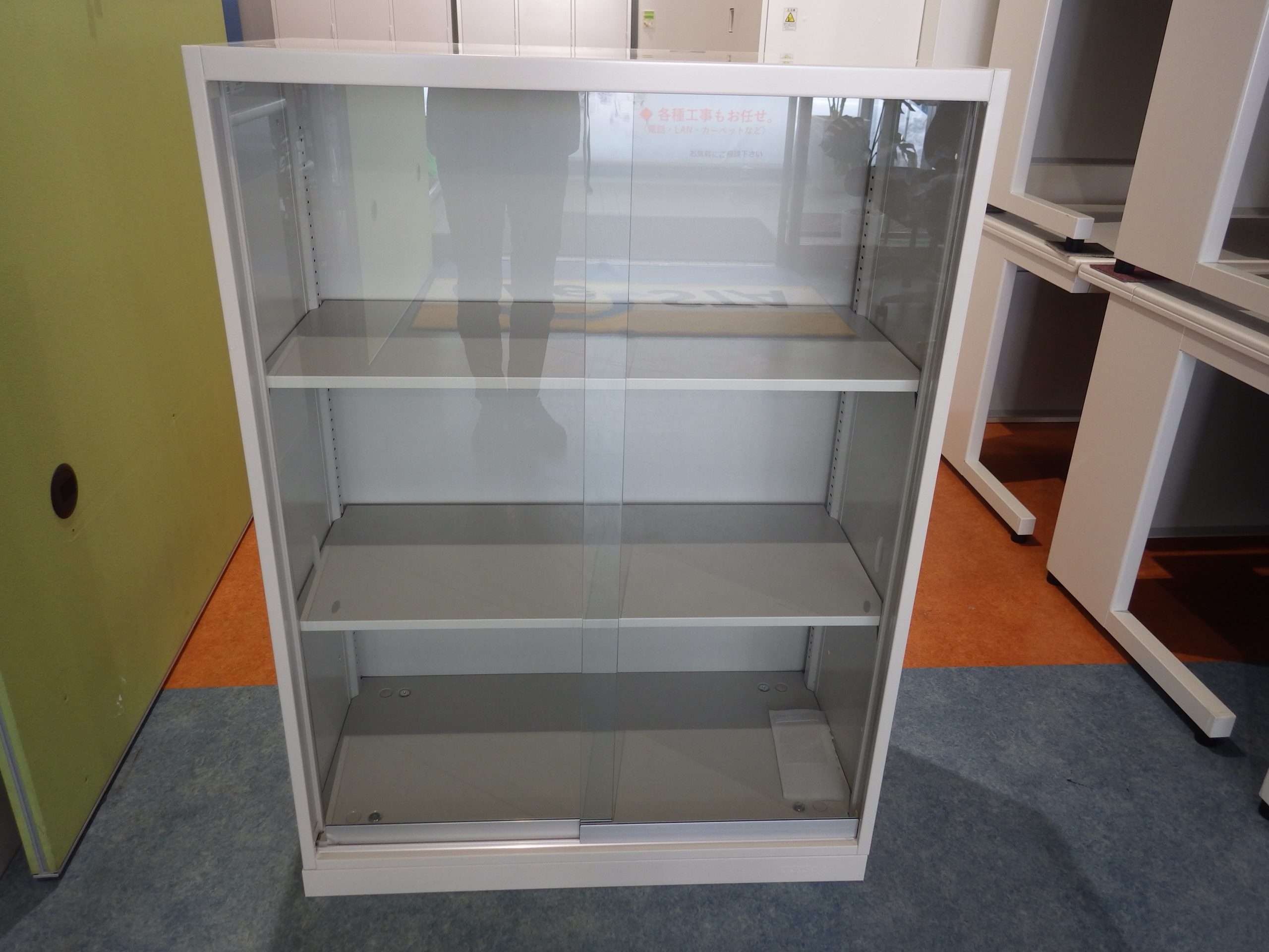 ★オカムラ　ガラス書庫　大量入荷致しました！★