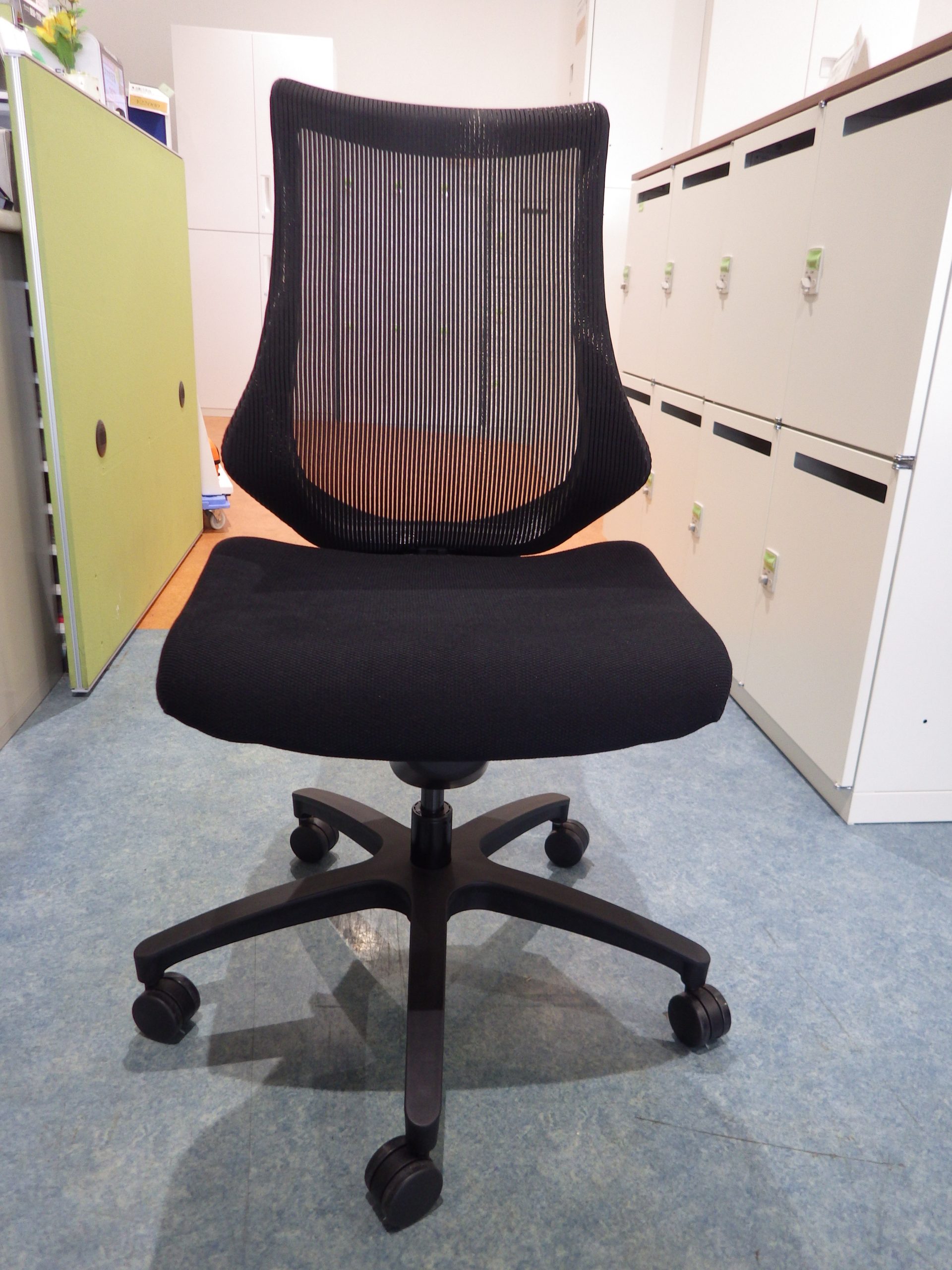 ★イトーキ　エフチェア大量入荷致しました！★