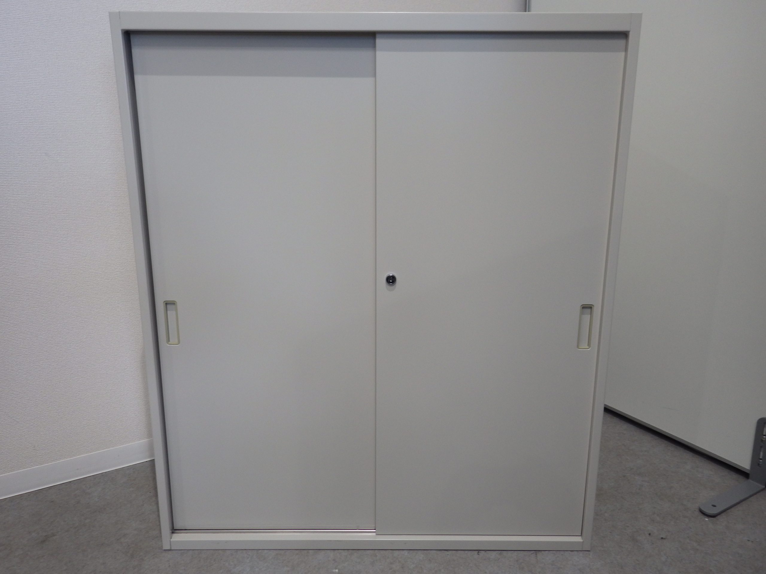 ★オカムラ　書庫スチール戸大量入荷致しました！★