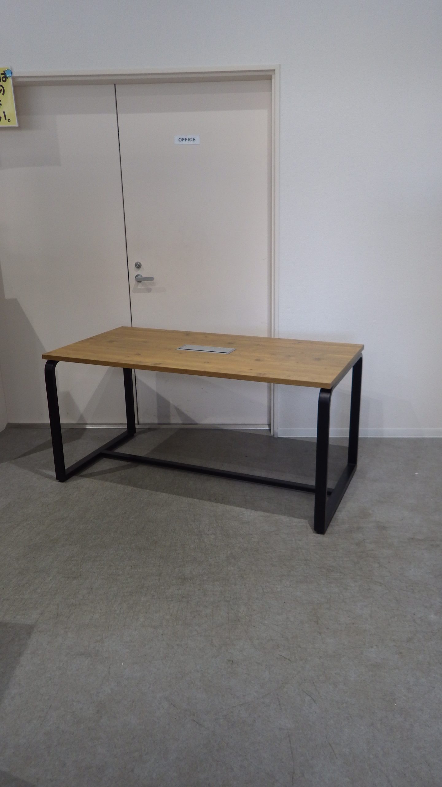 #2001 【☆家具全品半額キャンペーン】　ソファ　２人掛け　椅子　イス　大型家具　送料B　札幌　プラクラ南９条店　　カード決済可能 ソファ 2.5人掛け「ワルツ」幅194cm 半革#J-722A/PU トープ色【お