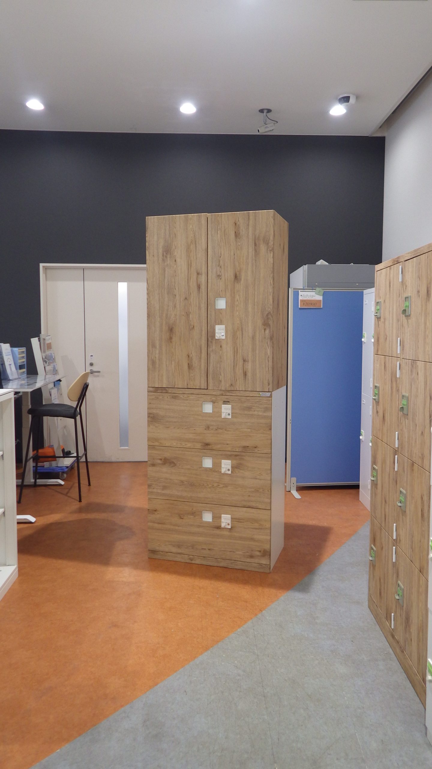 ハイキャビネット 上下 オカムラ1