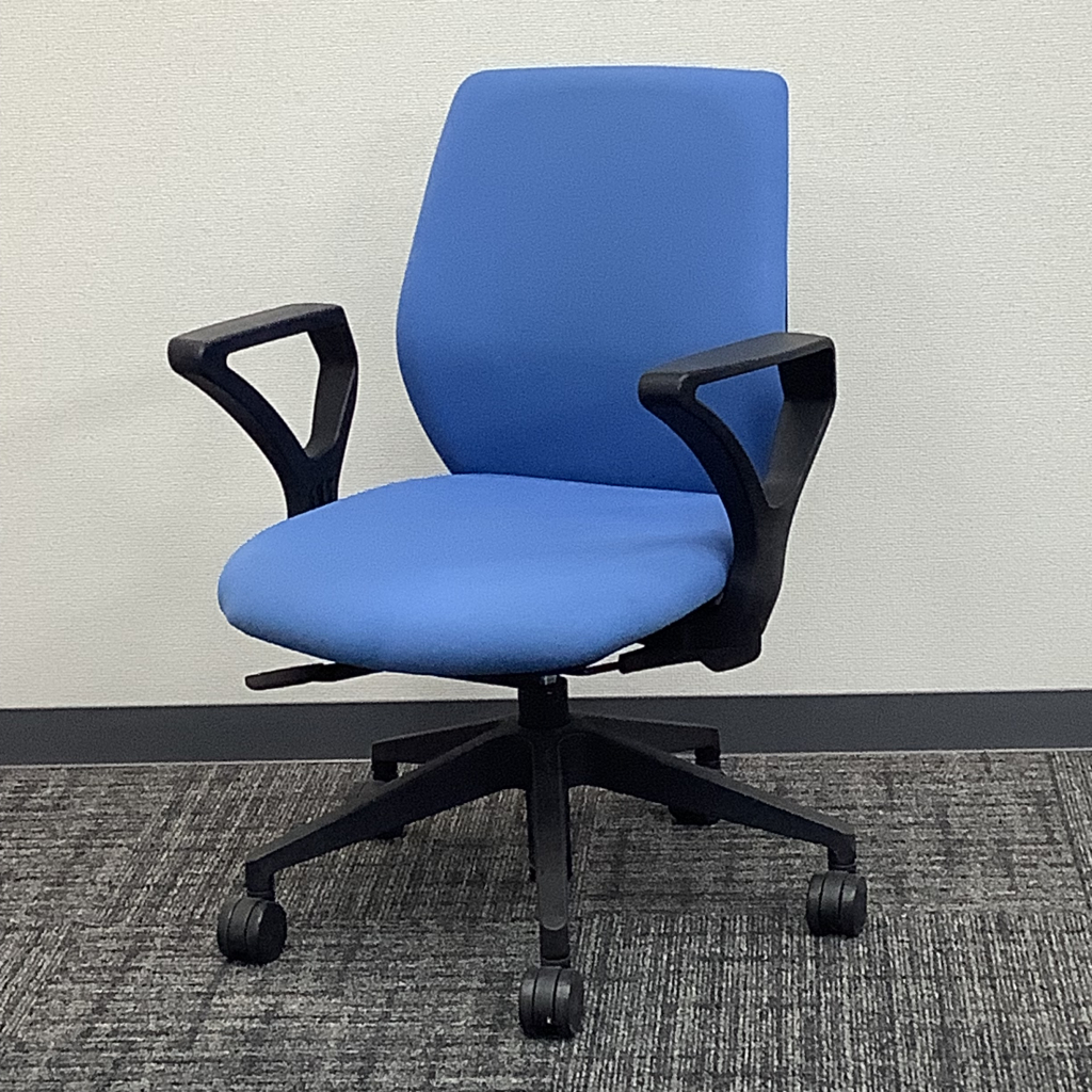 NCチェア(肘付)ブルー2