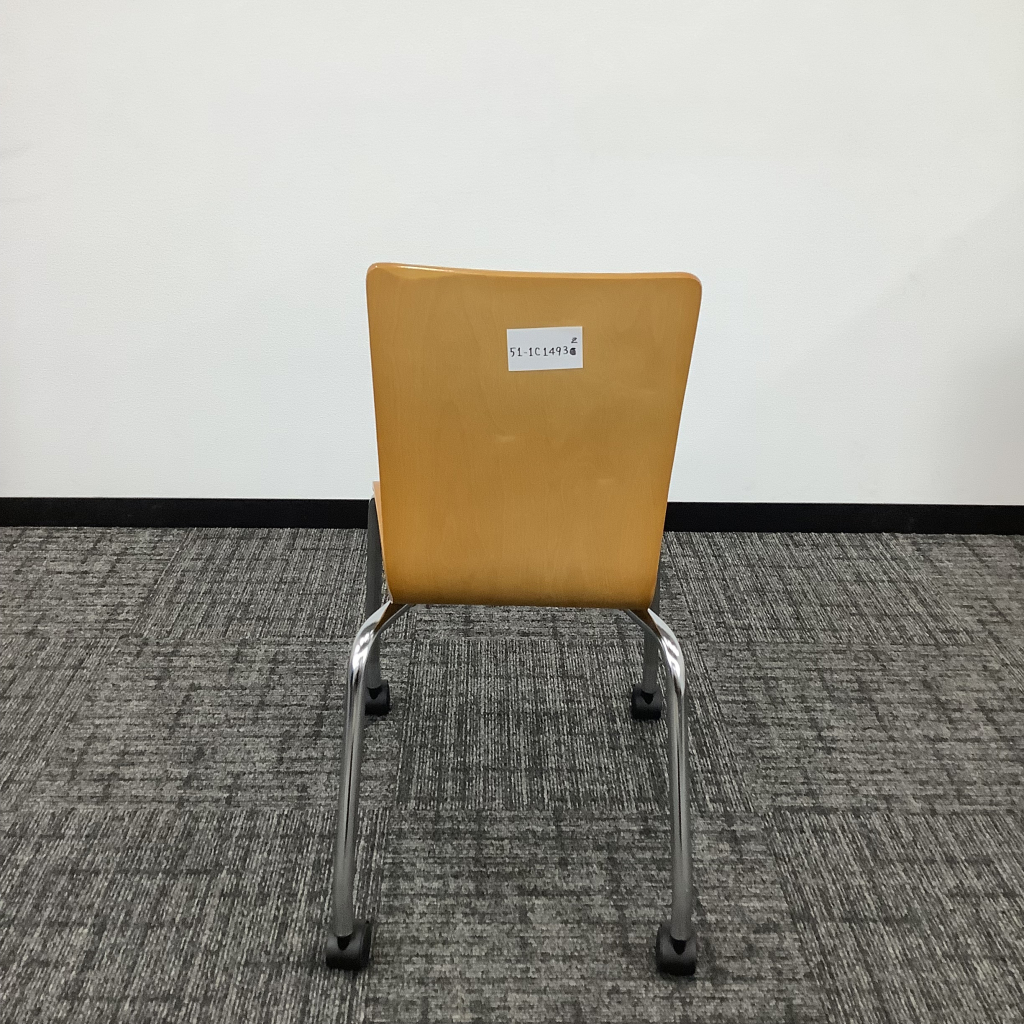 プライウッドキャスターチェア オレンジ7