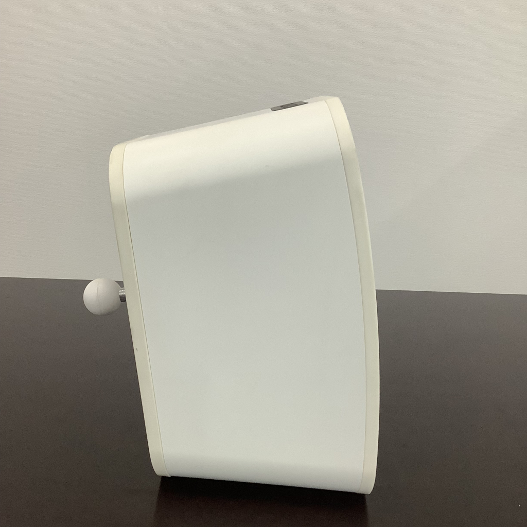 スピーカー(JBL)ホワイト Control X4