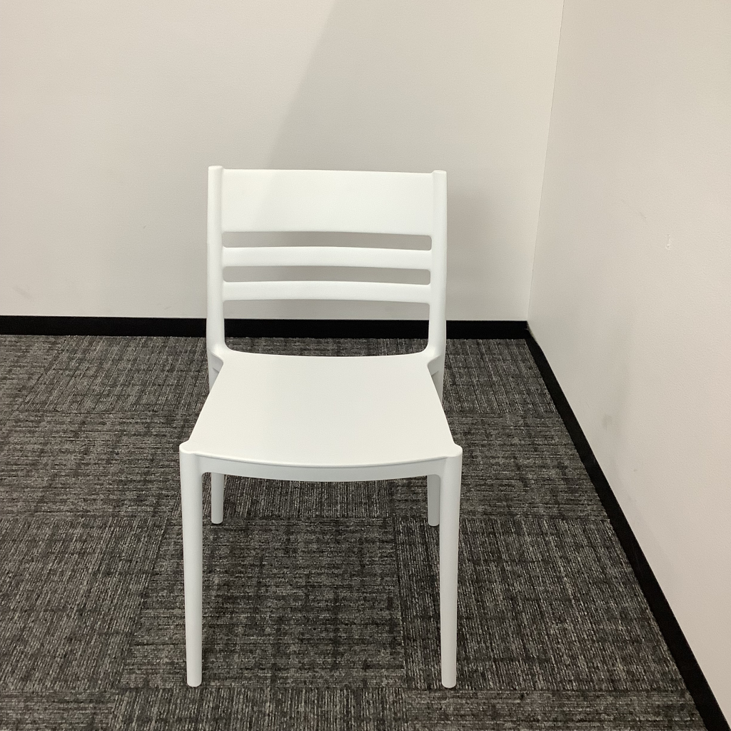 フォースチェア3