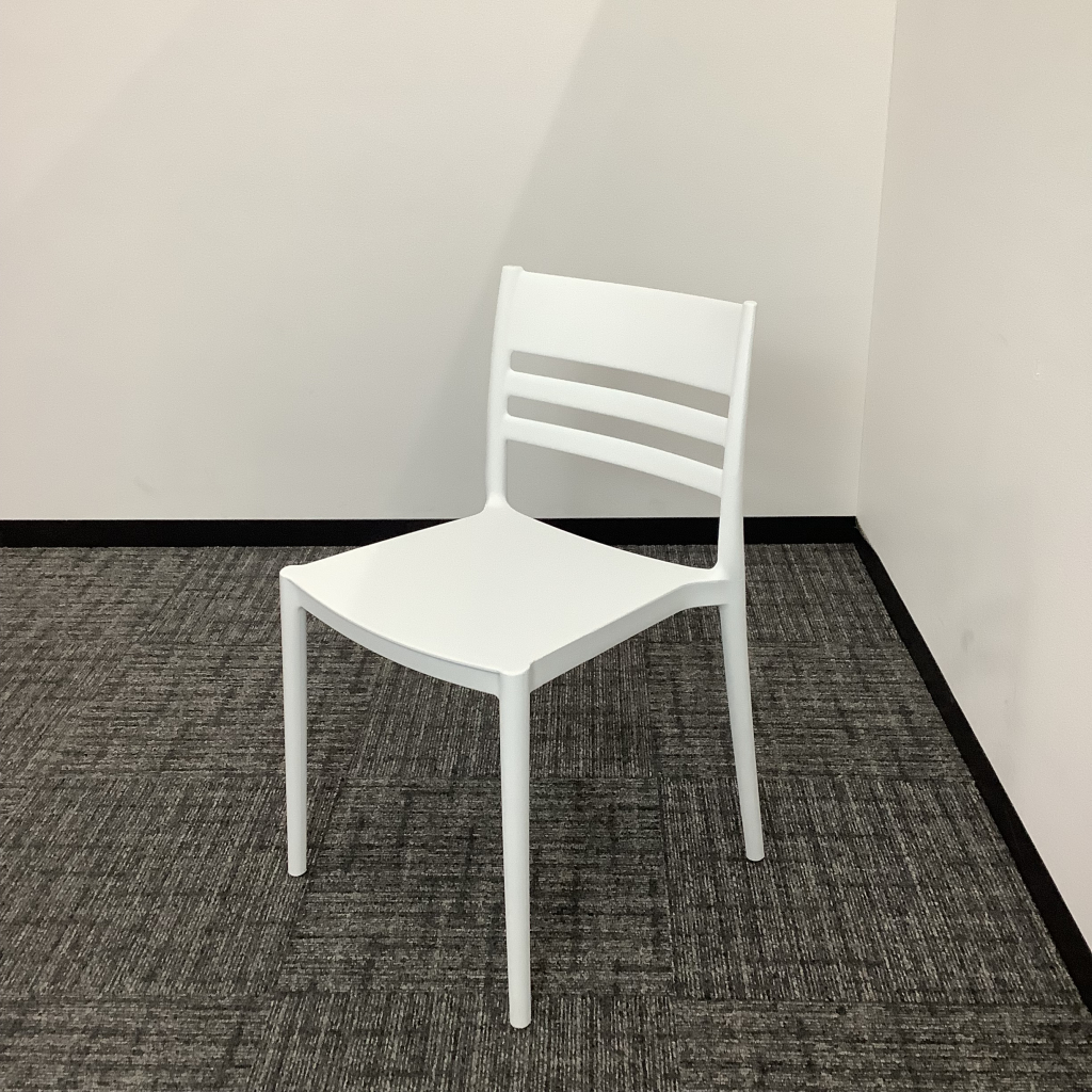 フォースチェア4