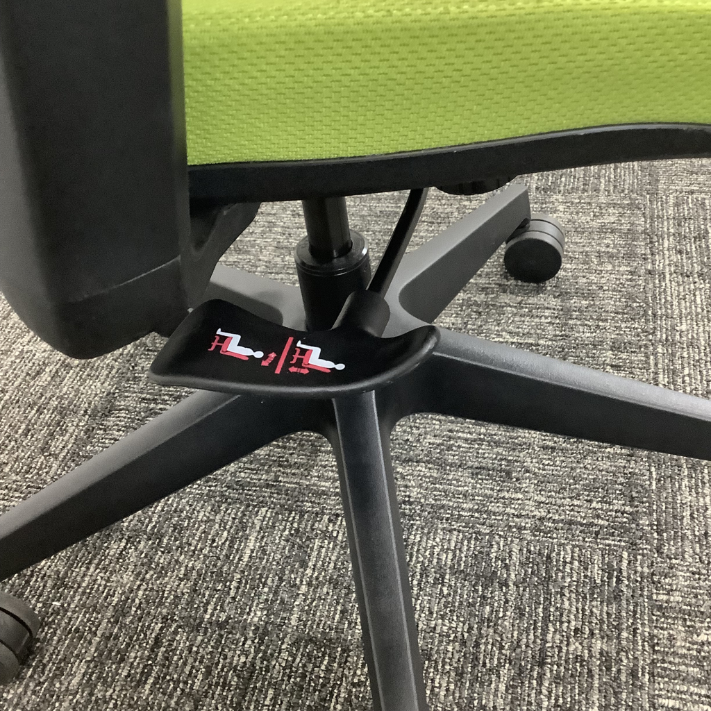 OAチェア(肘・ヘッドレスト付・座グリーン)6