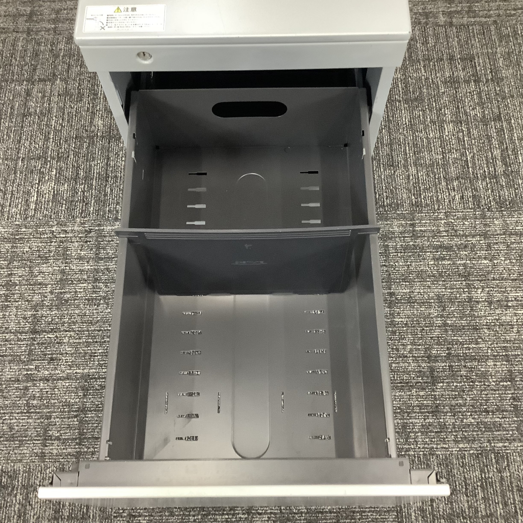 インワゴン3段シルバー8