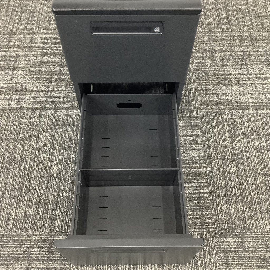 インワゴン ブラック 2段7