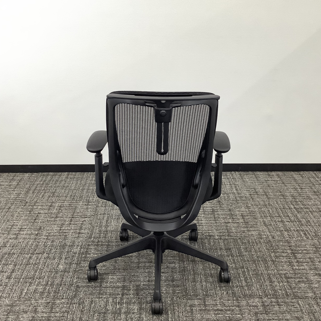 オフィスチェア肘付オカムラシルフィー5