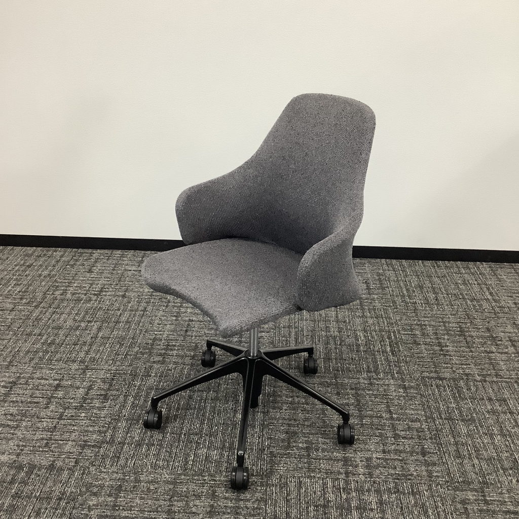 ミーティングチェアオカムラエモルト3