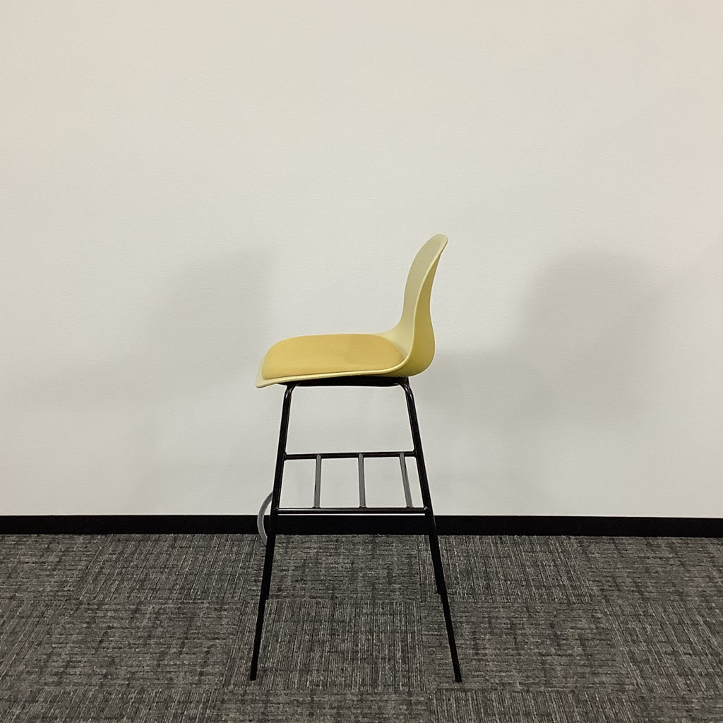 ハイチェア イエロー・脚ブラック4