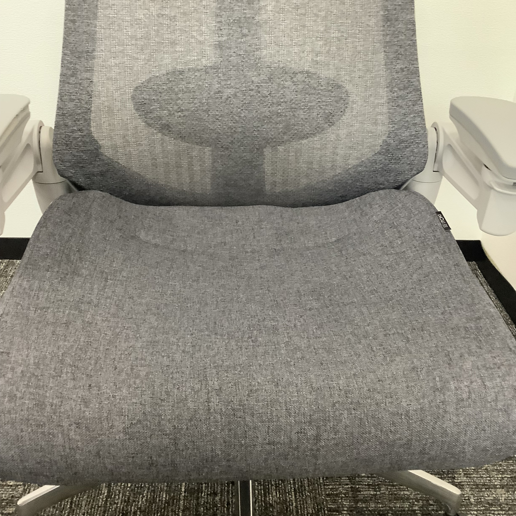 オフィスチェア肘付アクトシリーズ B品8