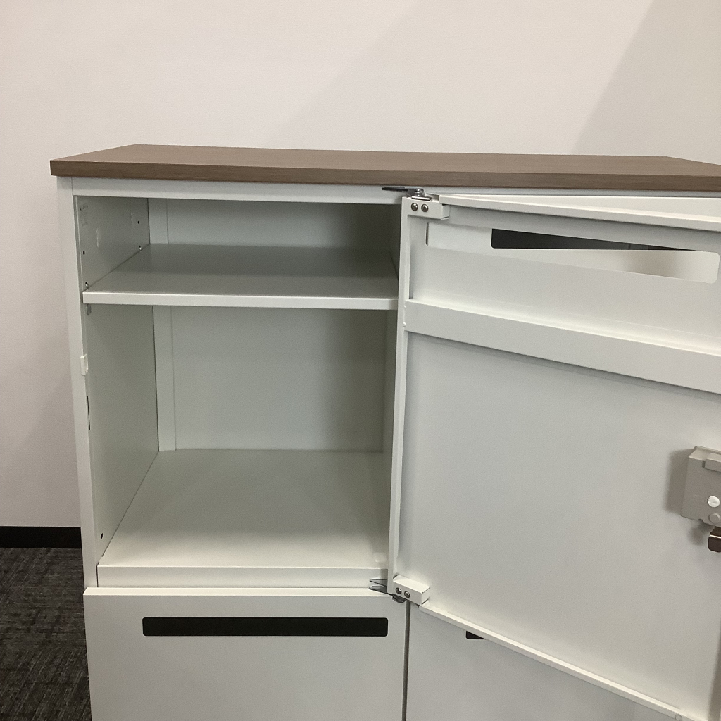 収納庫パーソナル4人天板W9005