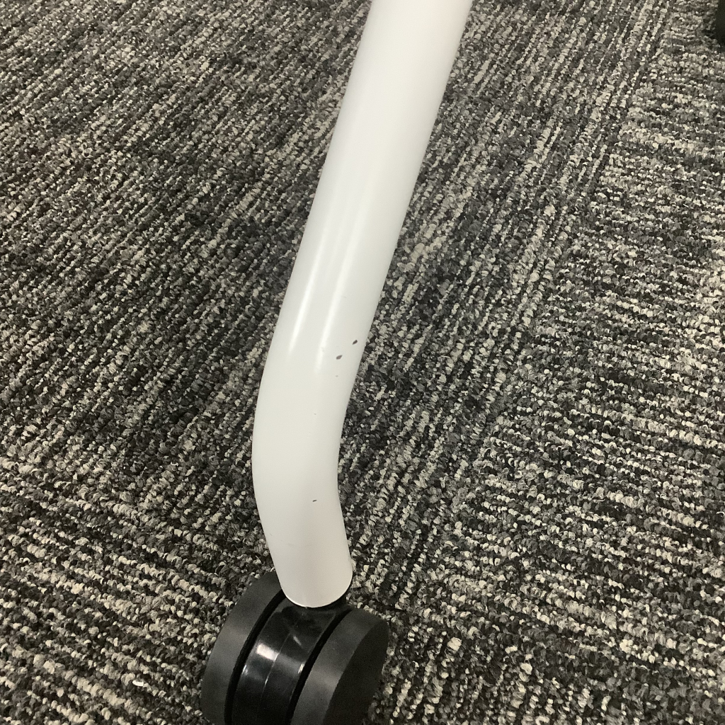 ミーティングチェア オレンジ8