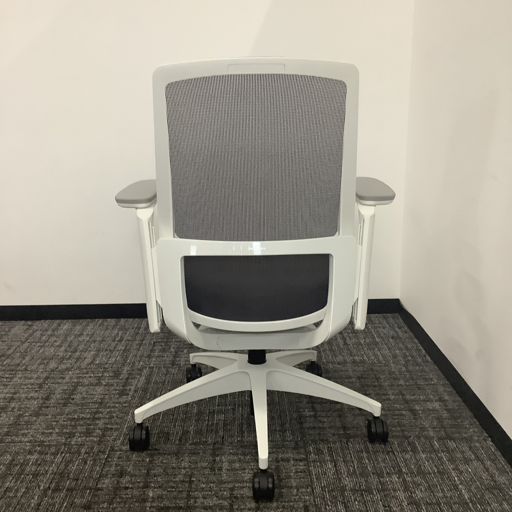 オフィスチェア肘付フィノラシリーズグレー6