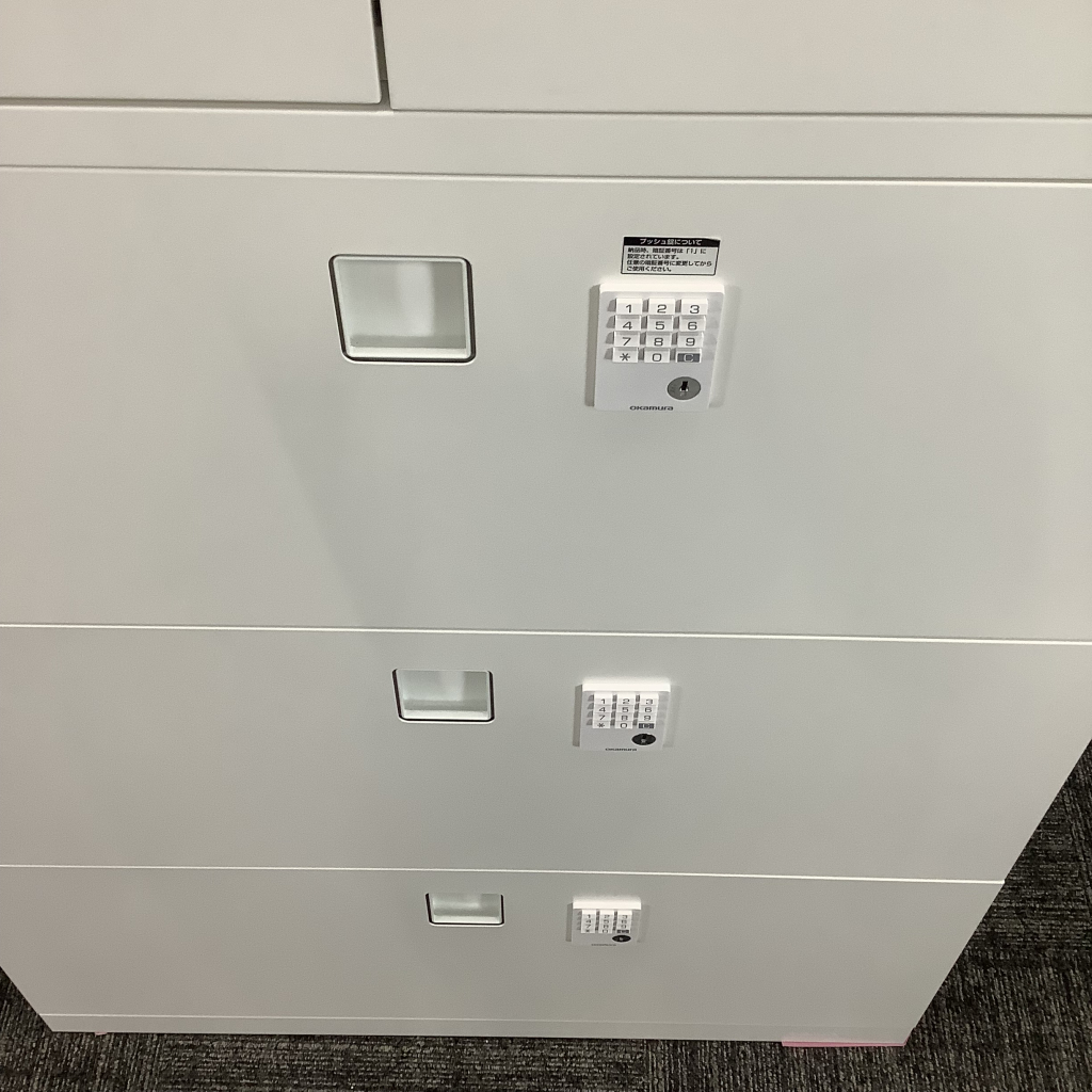 上下書庫(上:両開下:3ラテ)プッシュ錠5