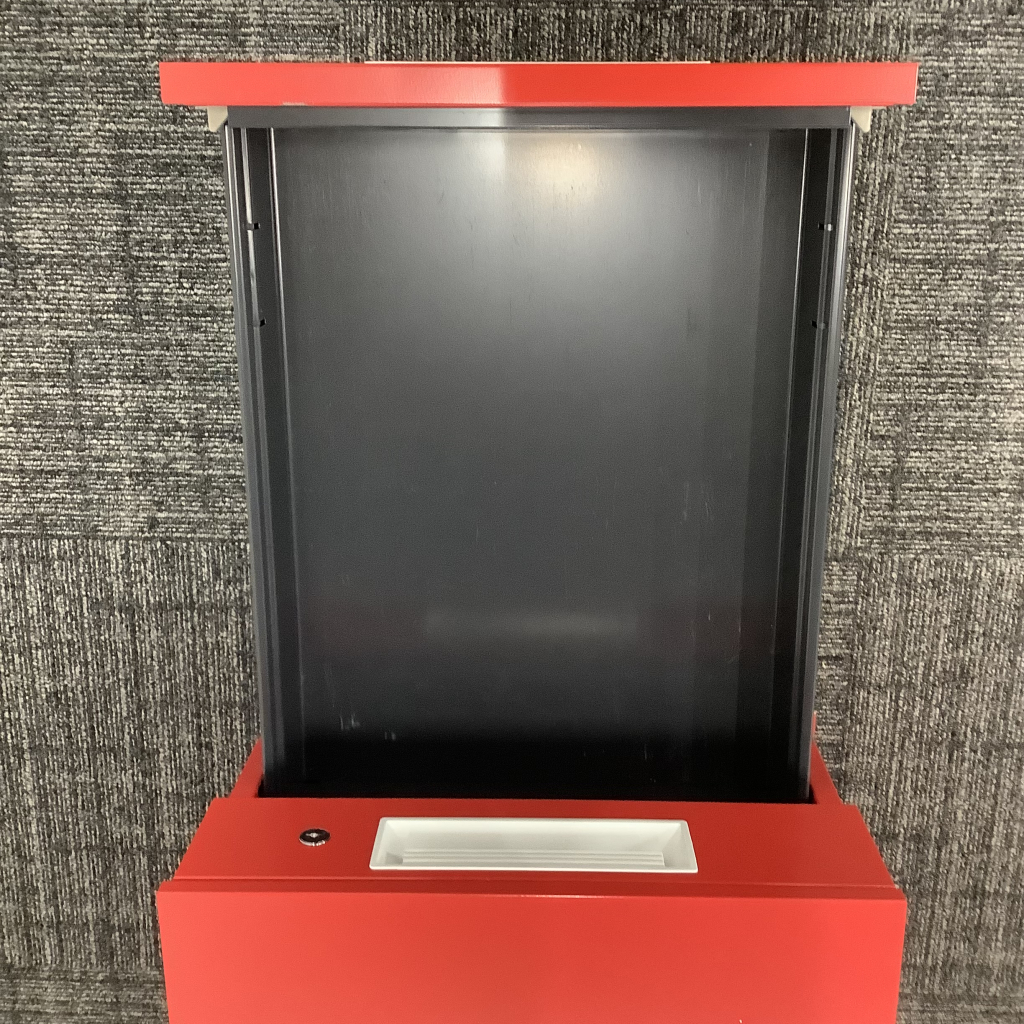 インワゴン3段レッド プラス7