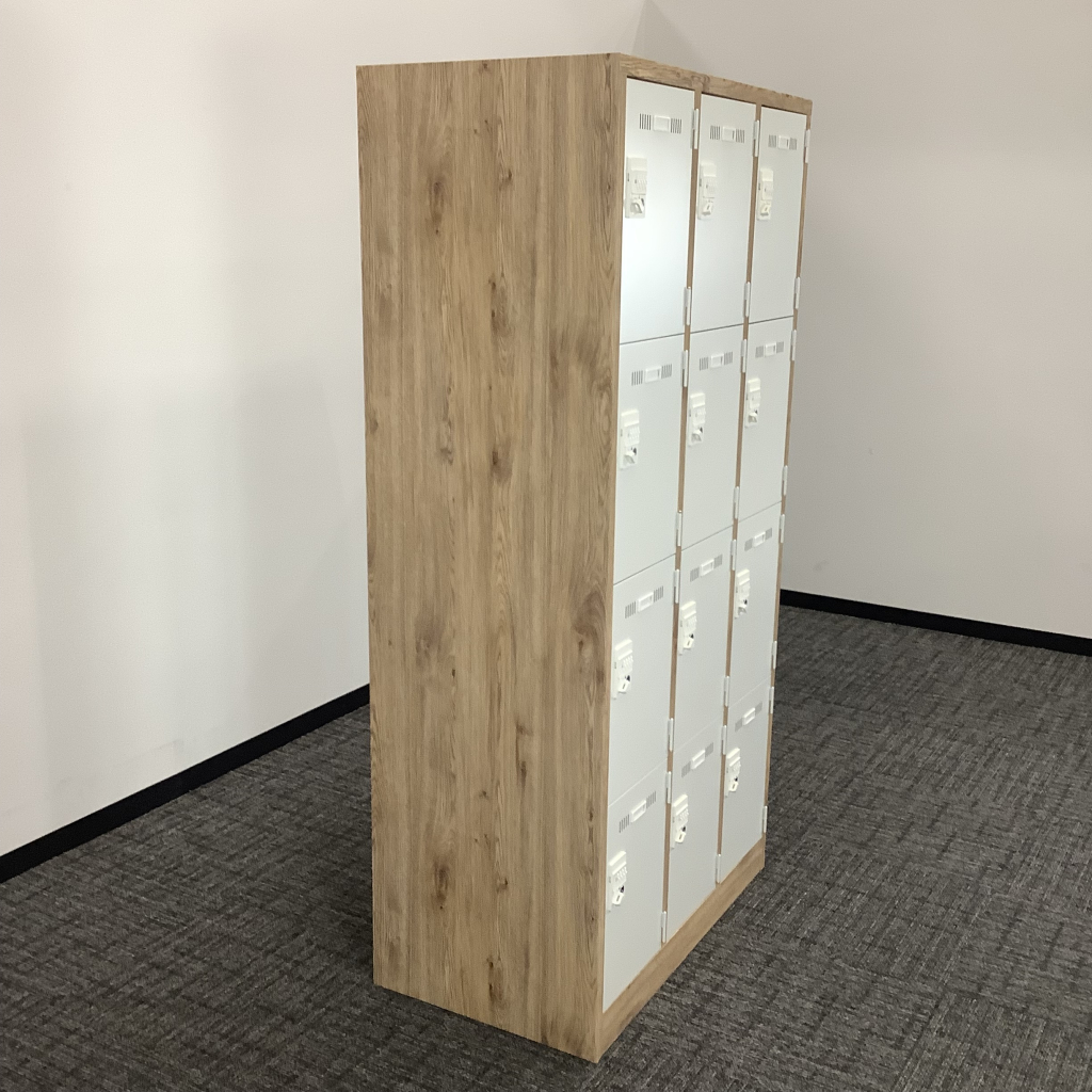 ロッカー12人用  生興3