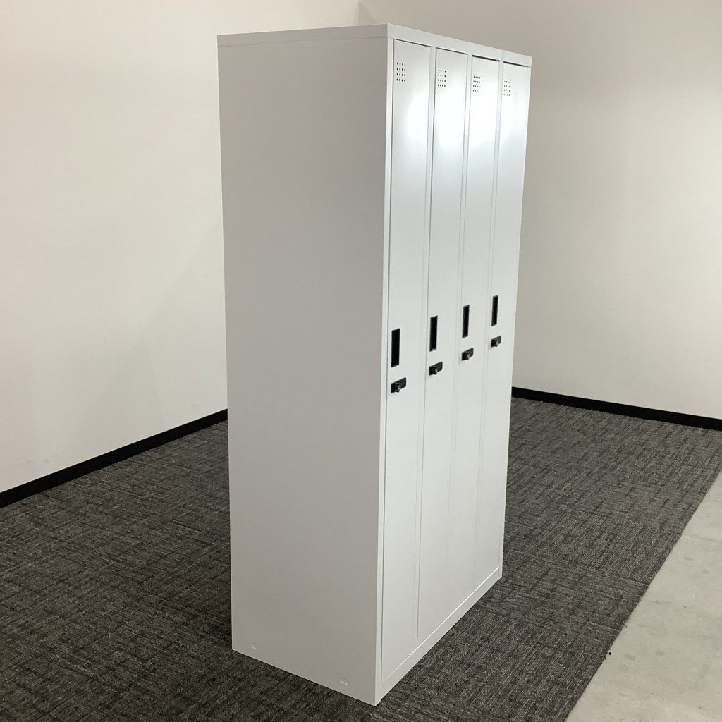 ロッカー4人用 (未組品)3