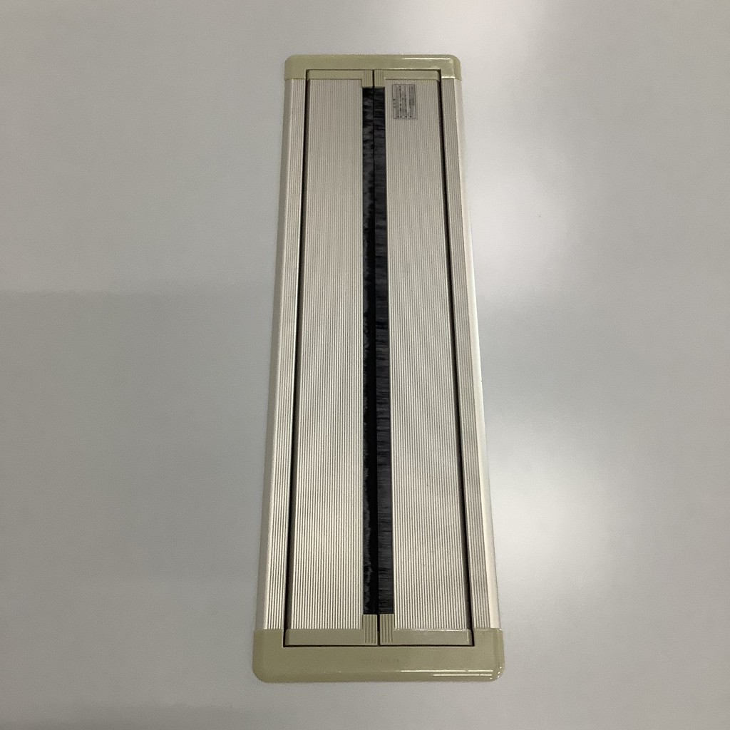 ミーティングテーブルW2100 オカムラ5