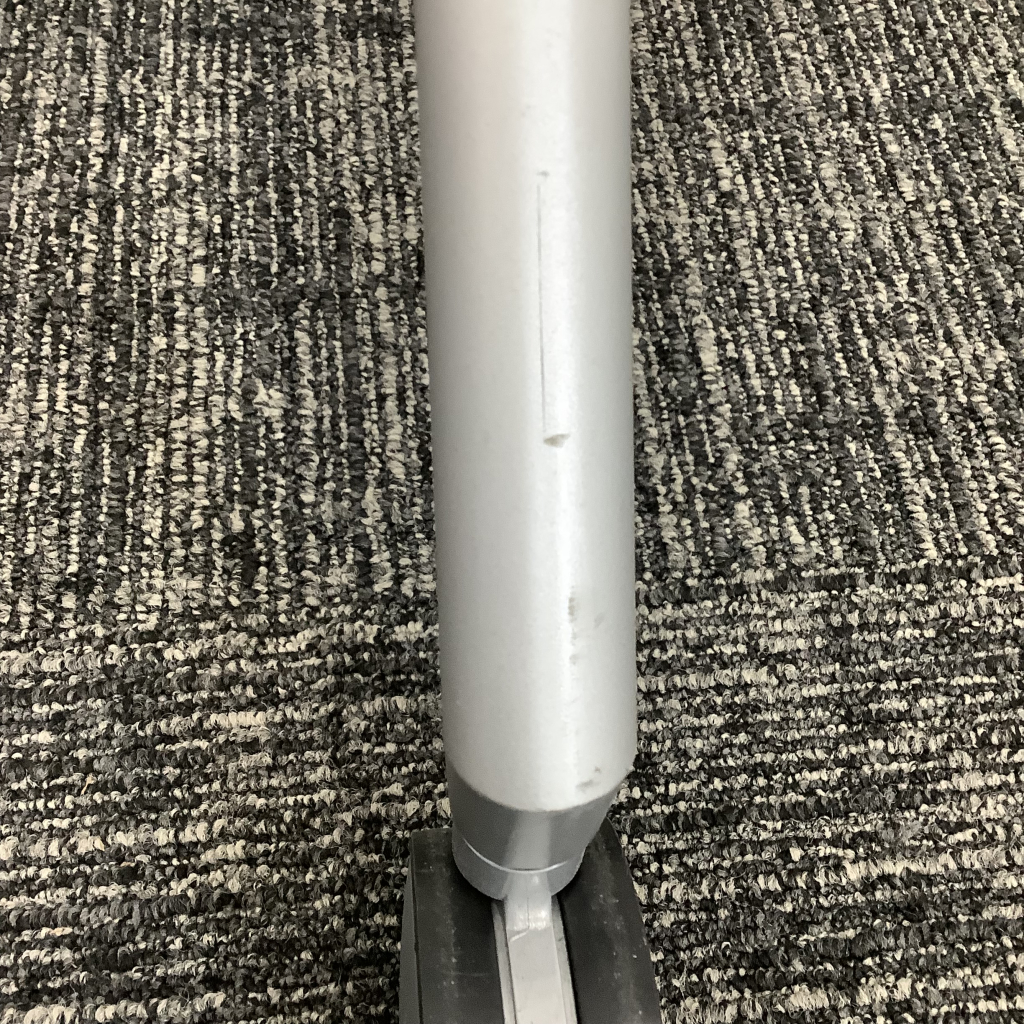 ホワイトボードキャスター付B品 オカムラ8