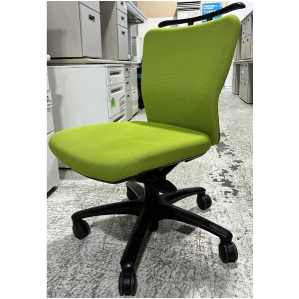 オフィスチェアカロッツァ肘無イエロー1