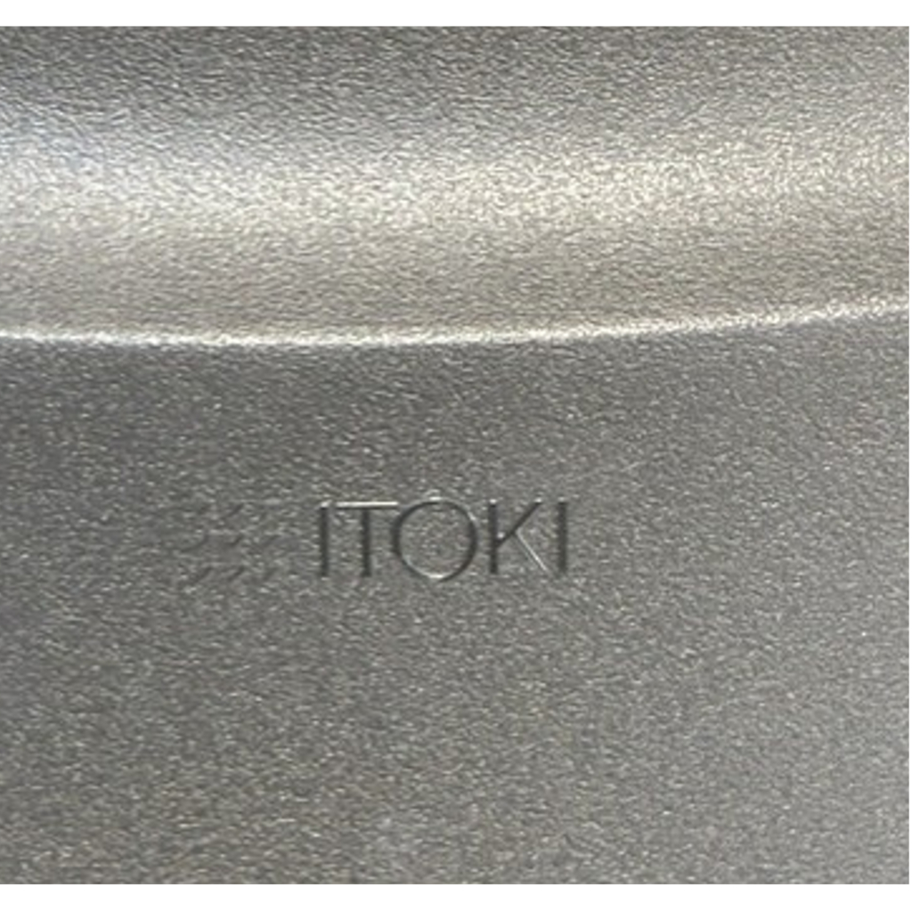 オフィスチェアトルテRブラック3