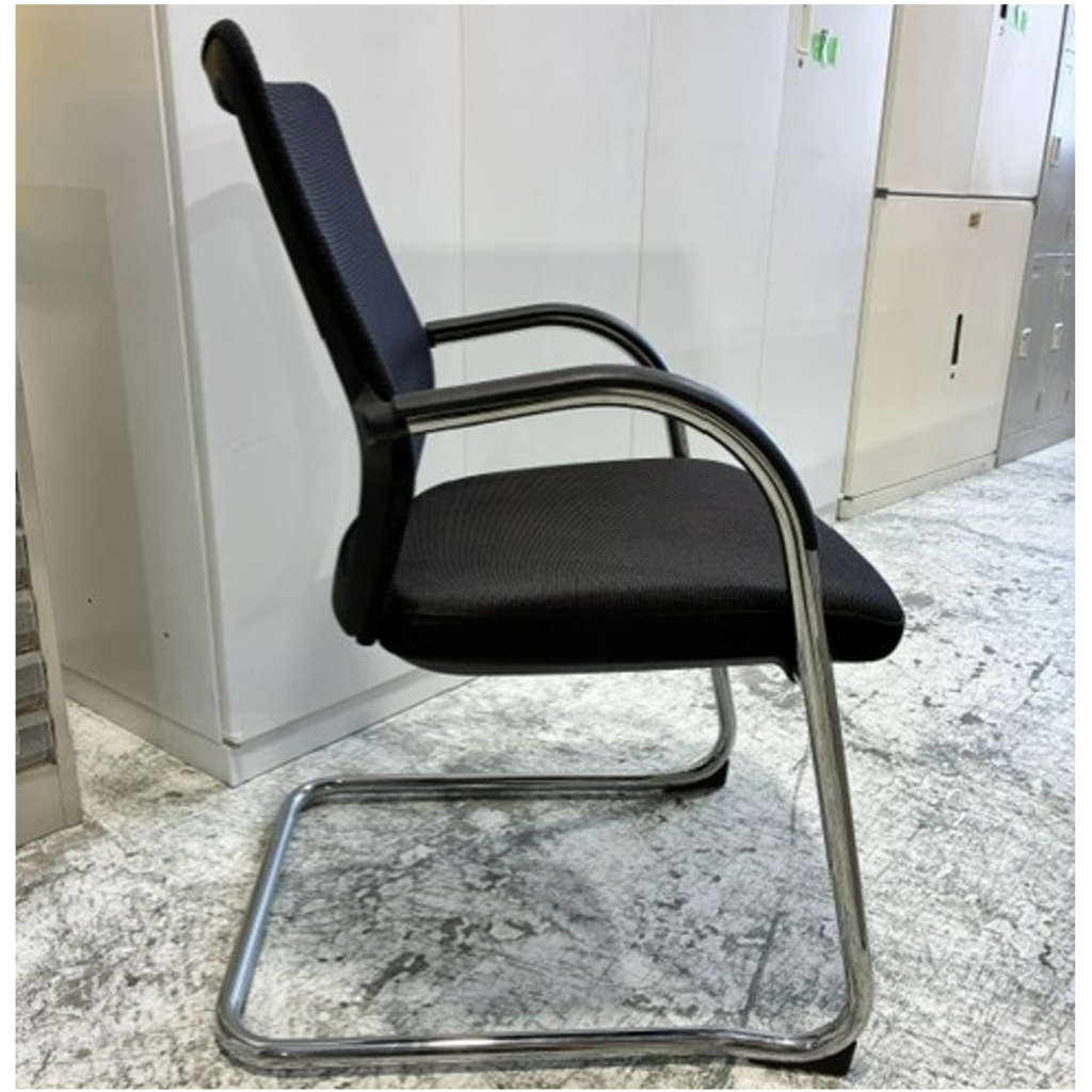 ミーティングチェアメッシュブラック3