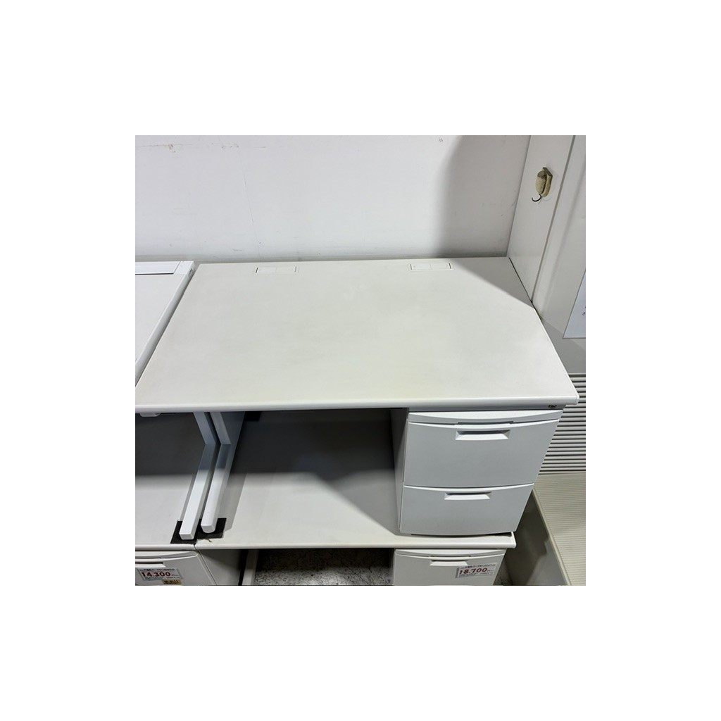 片袖机イトーキW1000ホワイト2