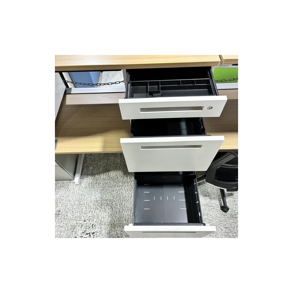 片袖机イトーキW1100木目2