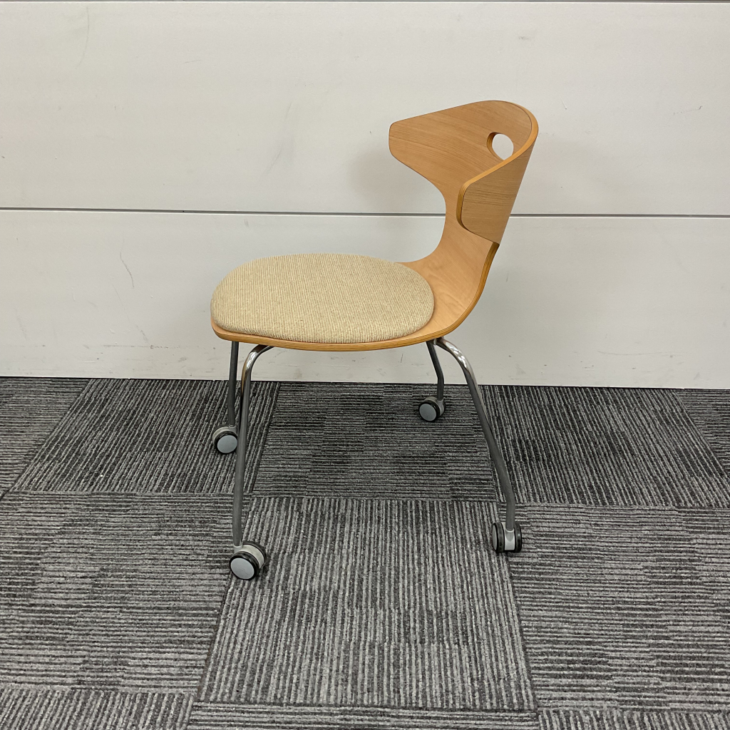 ミーティングチェア パブリックアイボリー2