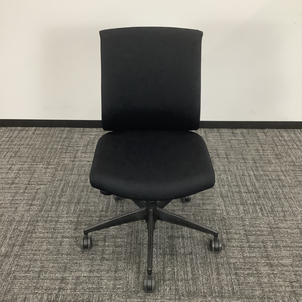 オフィスチェア肘無ウィザードブラック2
