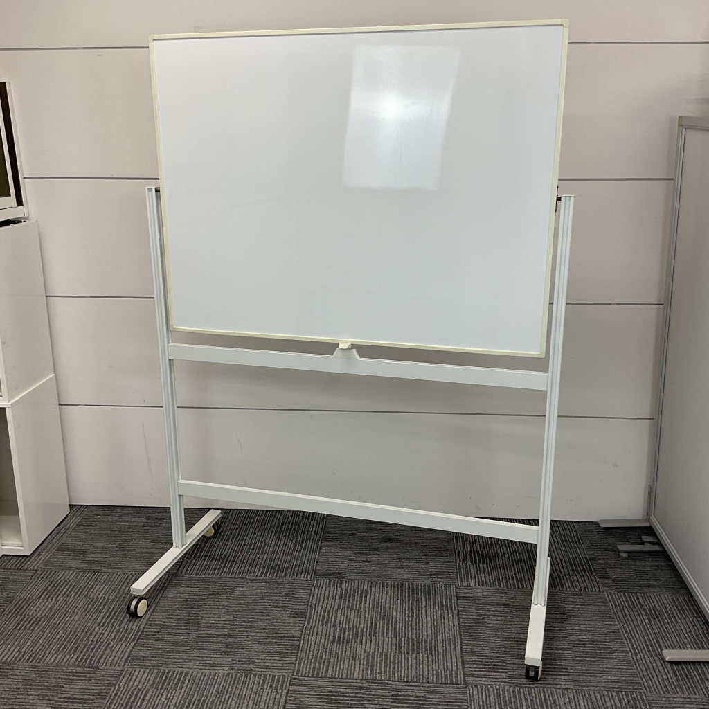ホワイトボードキャスター付き12002