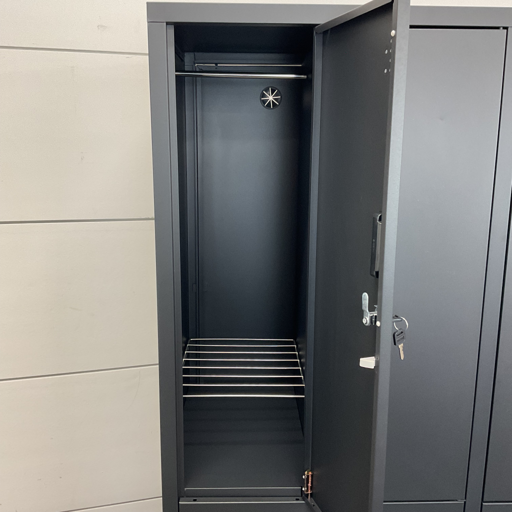 ロッカー6人用ブラック2