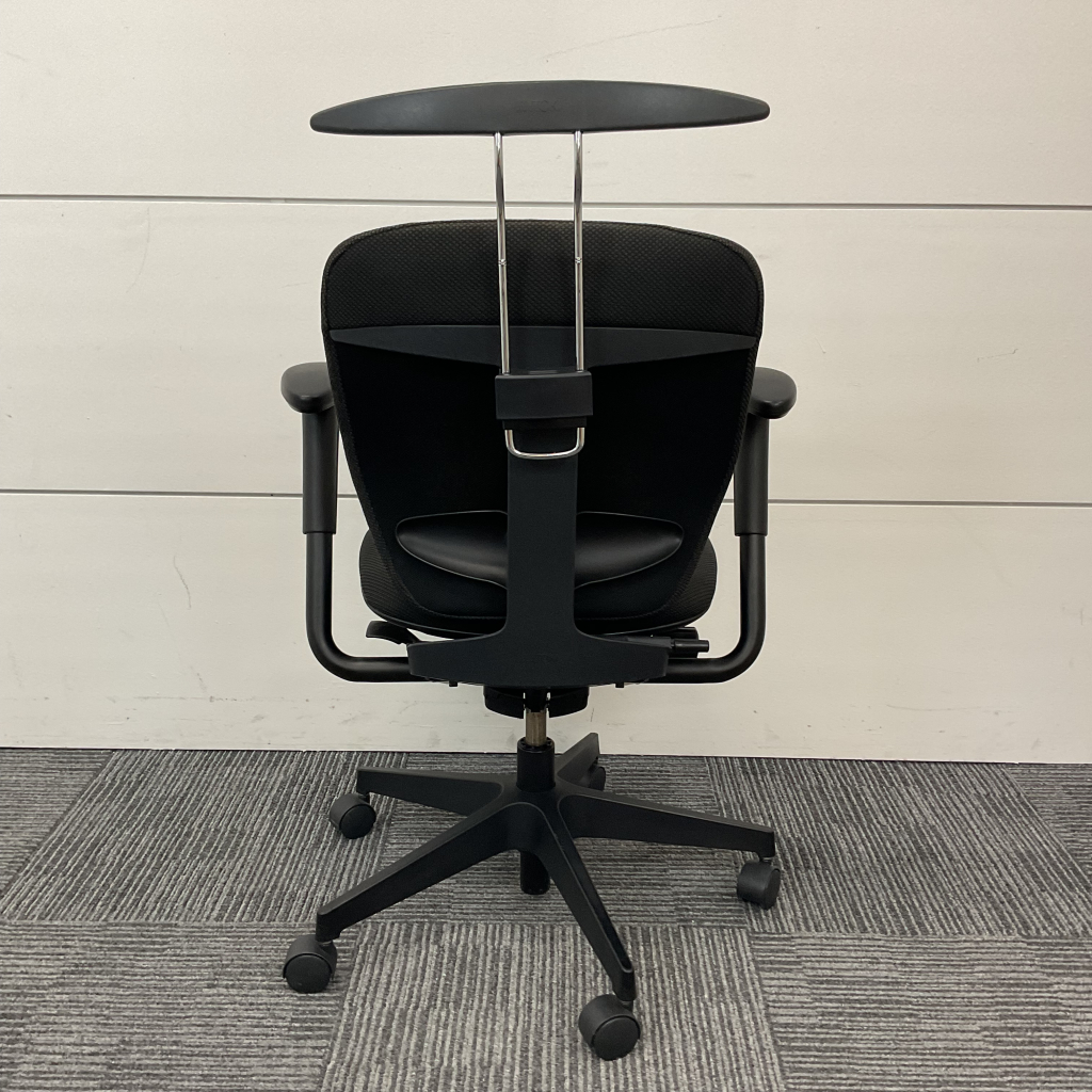 オフィスチェア肘付きプラオ3