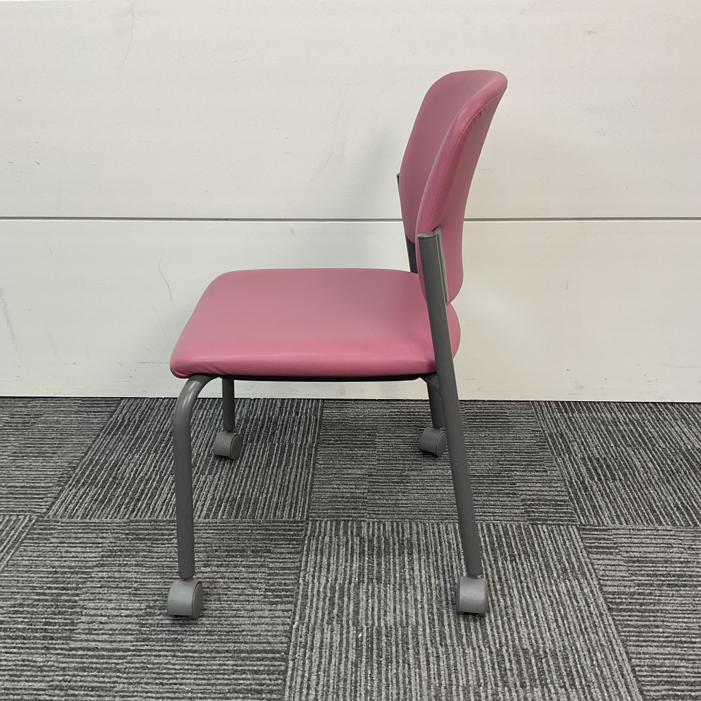 ミーティングチェア コクヨ  カート付2