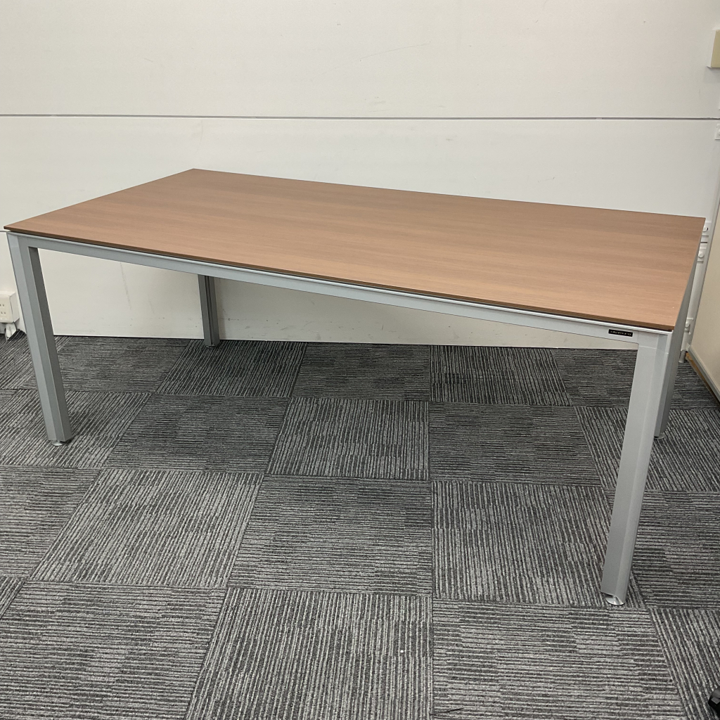 会議テーブル木目調天板オカムラW18001