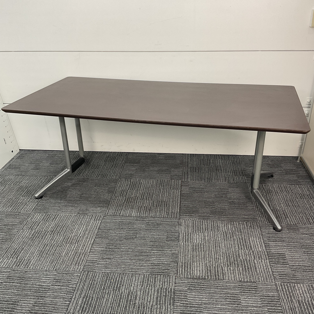 会議テーブル W1800 ウチダブラウン1