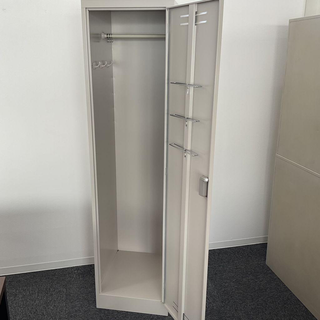 掃除用具入れコクヨニューグレー2