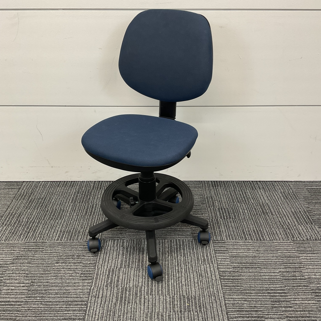 オフィスチェア学習チェア 足乗せリング付1