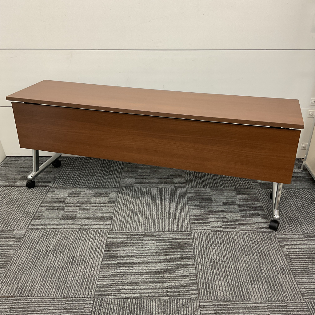 会議テーブルフォールディングW1800シルバー脚コクヨ1