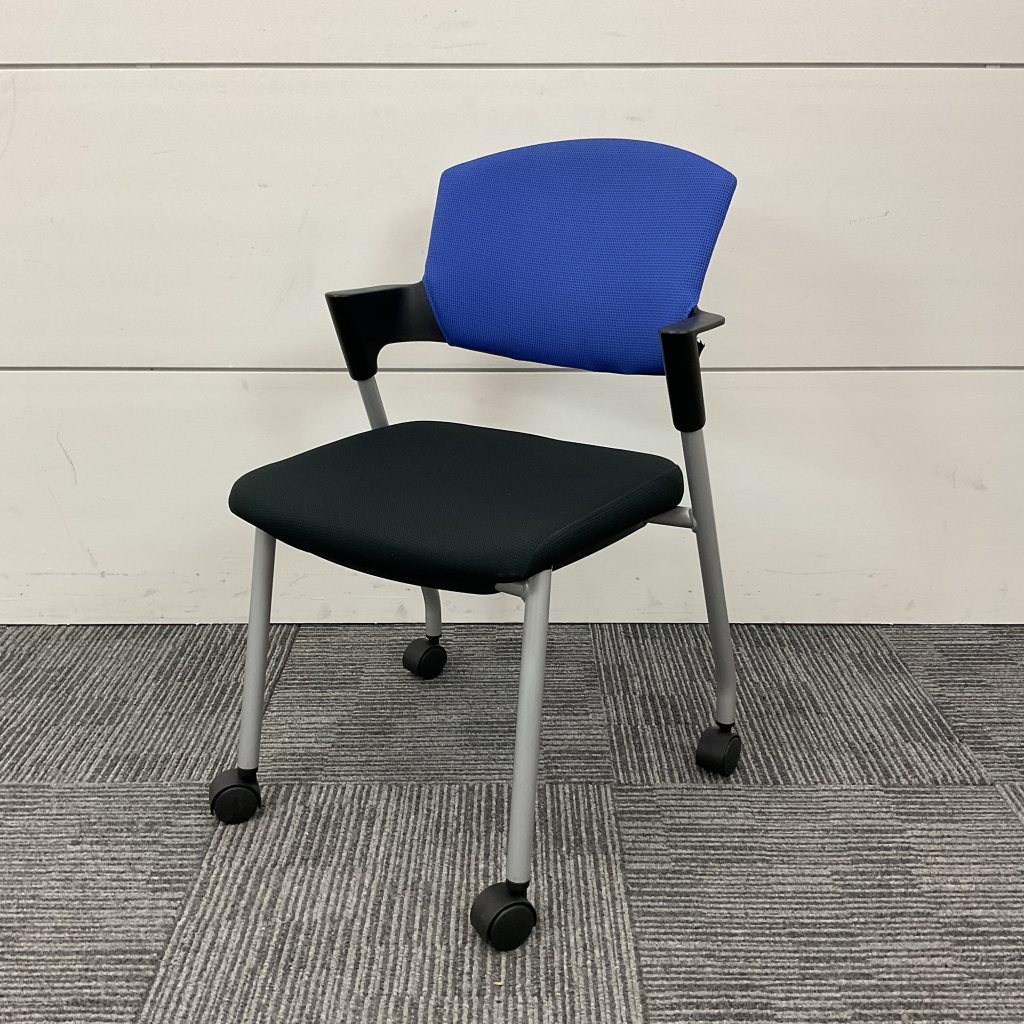 ミーティングチェアプロッティ ブルーブラック1