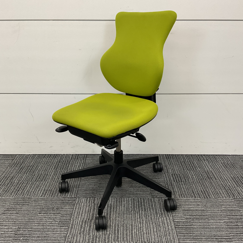 オフィスチェア 肘無しイトーキカシコ1