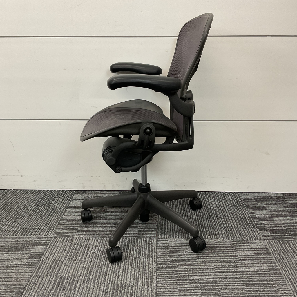 オフィスチェアアーロンチェア2