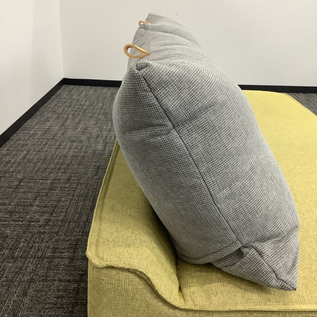 ラウンジソファメッティ座面グリーン クッションブルー7